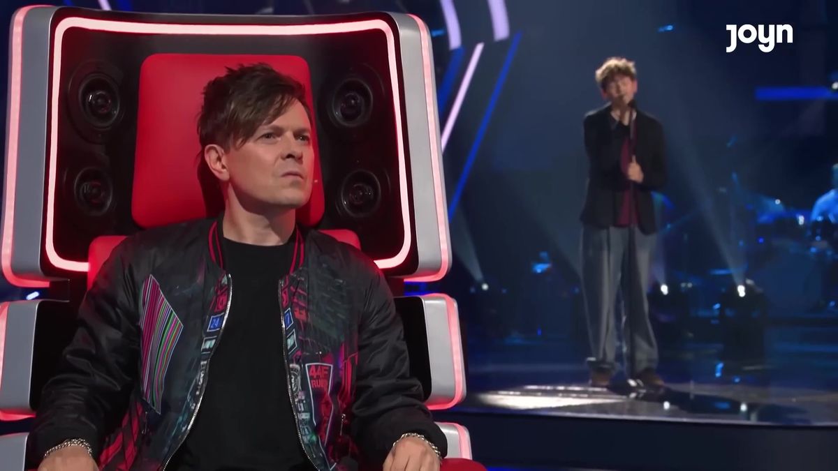 Čtrnáctiletý Max ohromil svým zpěvem porotu The Voice Kids. S Álvarem Solarem si střihl duet