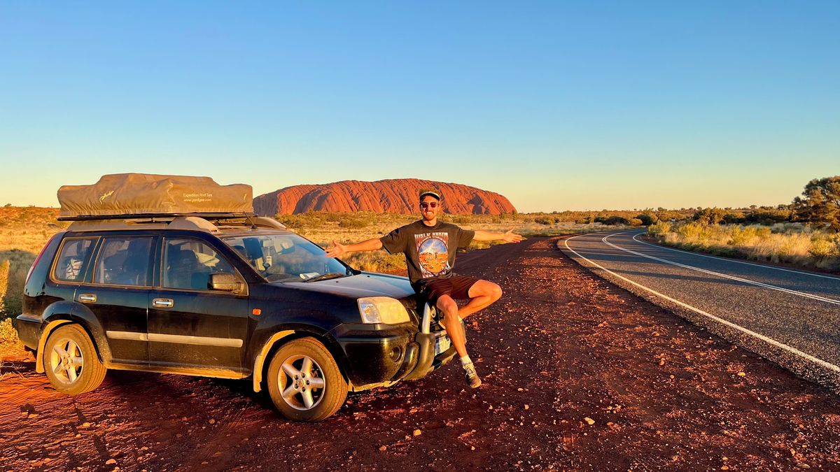 Dobrodružná povaha ho vytáhla z Česka. U protinožců žil ve vile, kde se konaly nemravné večírky