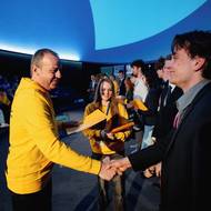 Ředitel brněnské hvězdárny Jiří Dušek při setkání se studenty, kteří prezentovali své projekty.