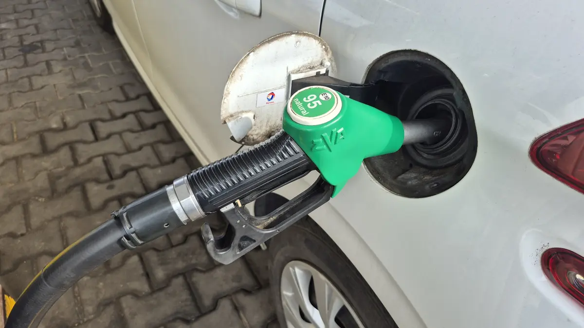 Německé benzinky budou měnit ceny jen jednou denně, přesně v poledne