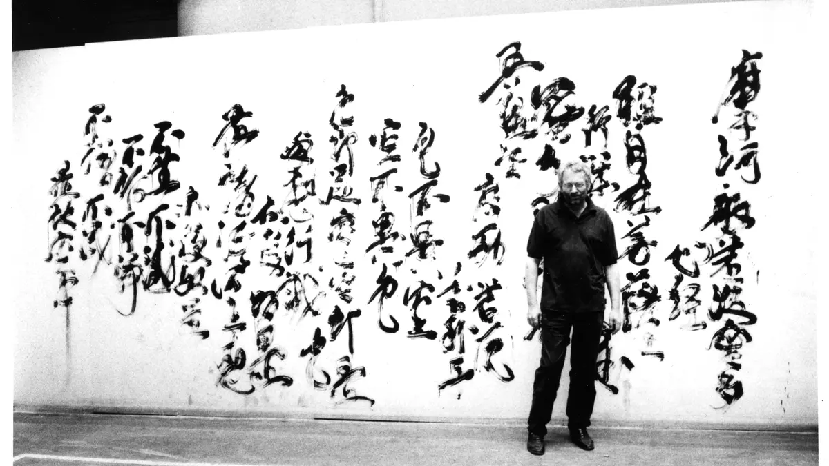 Kaligrafický pankáč i otec sester Geislerových. Výstava GA-I-SU-RA ukazuje svět japanologa Petra Geislera