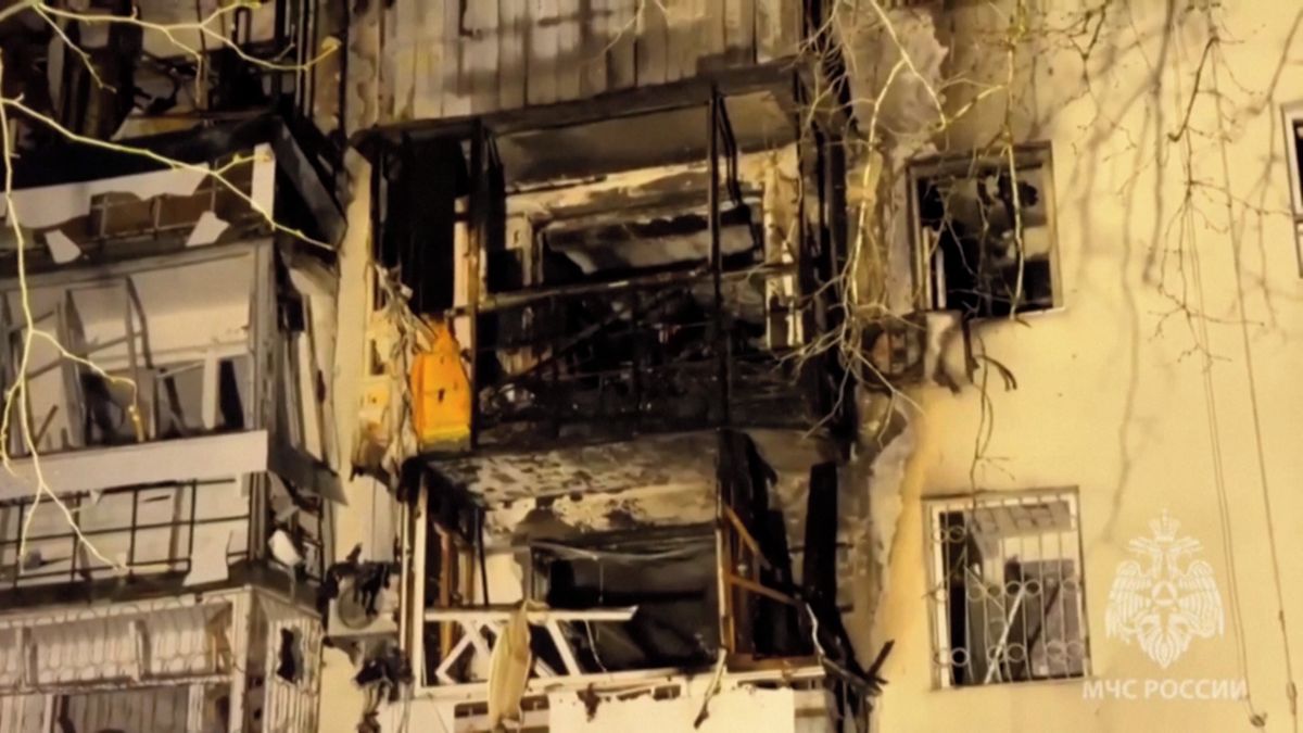 Dva mrtví a desítky zraněných po výbuchu v obytném domě v Sevastopolu