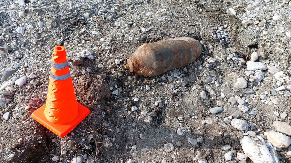 U Opavy evakuovali kvůli letecké pumě školu a několik ulic