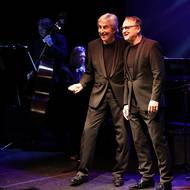 Zleva Jiří Štědroň a Michal Stejskal v zajetí zpěvu