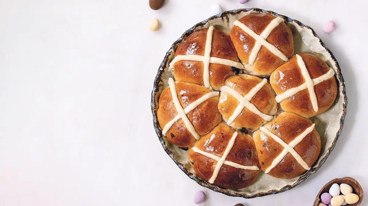 Recept na anglický symbol Velikonoc hot cross buns