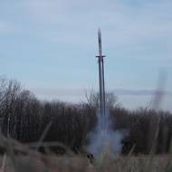 Raketa vyletěla do výšky zhruba 50 metrů.