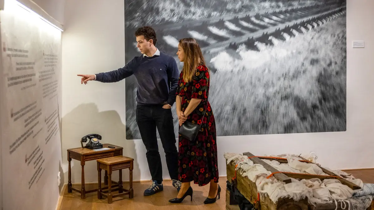 Od holocaustu po hladomor na Ukrajině až ke genocidě Arménů. Nová expozice v Terezíně sleduje případy masového násilí ve světě