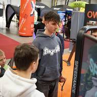 Zájem o posilovací stroj Gym Monster 2 byl na výstavišti navzdory jeho vyšší cenovce enormní. 