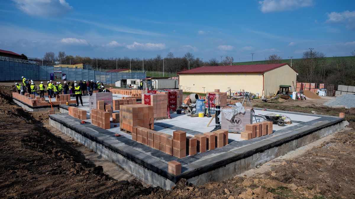 U Prahy vzniká otevřená věznice pro ženy. První v České republice