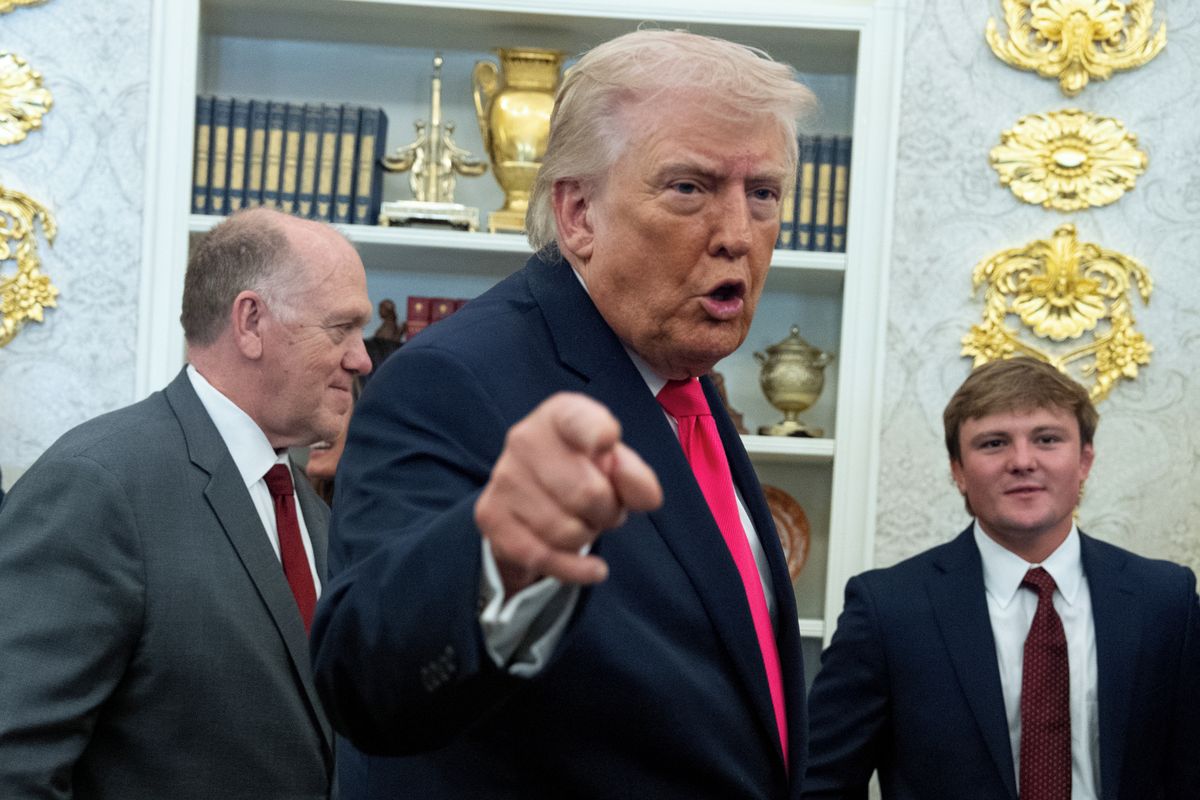 ON-LINE: Trump odložil útoky na elektrárny o dalších 10 dní