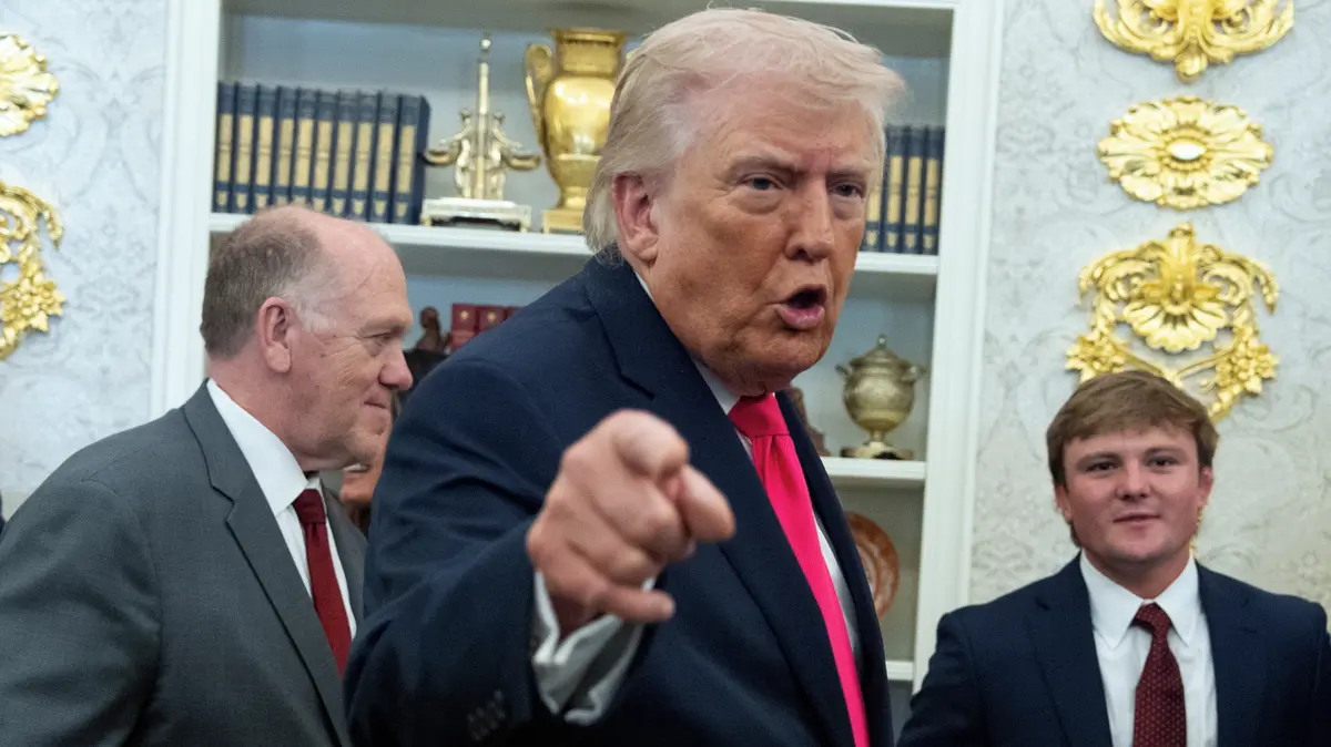 Trump zvažuje, že odebere neplatícím členům NATO právo na aktivaci článku 5