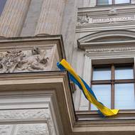 Zavlála i z jednoho okna muzea.