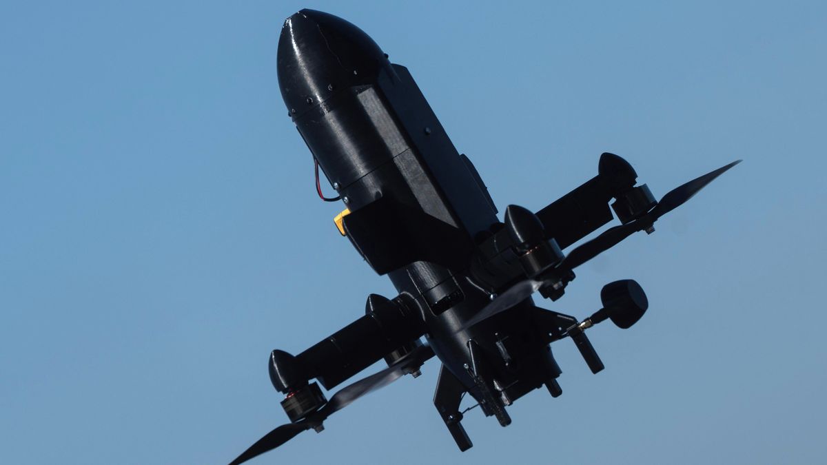 Noční dronový útok Ukrajiny byl podle Rusů největší za poslední rok, 450 tisíc lidí je bez proudu