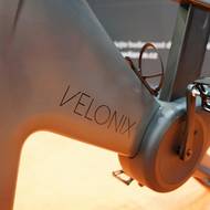 Konstrukce celého stroje je velmi masivní, takže bez problémů zvládne i jezdce s hmotností 130 kg. 