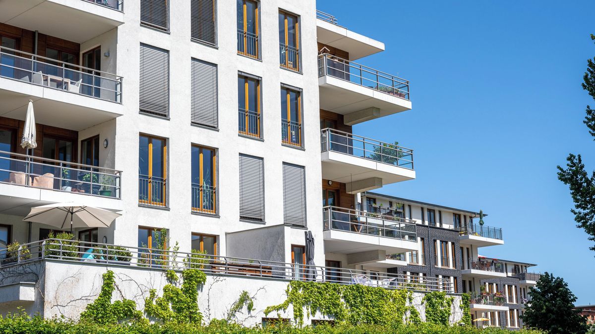 První banky prudce zdražily hypotéky. Další je mohou brzy následovat