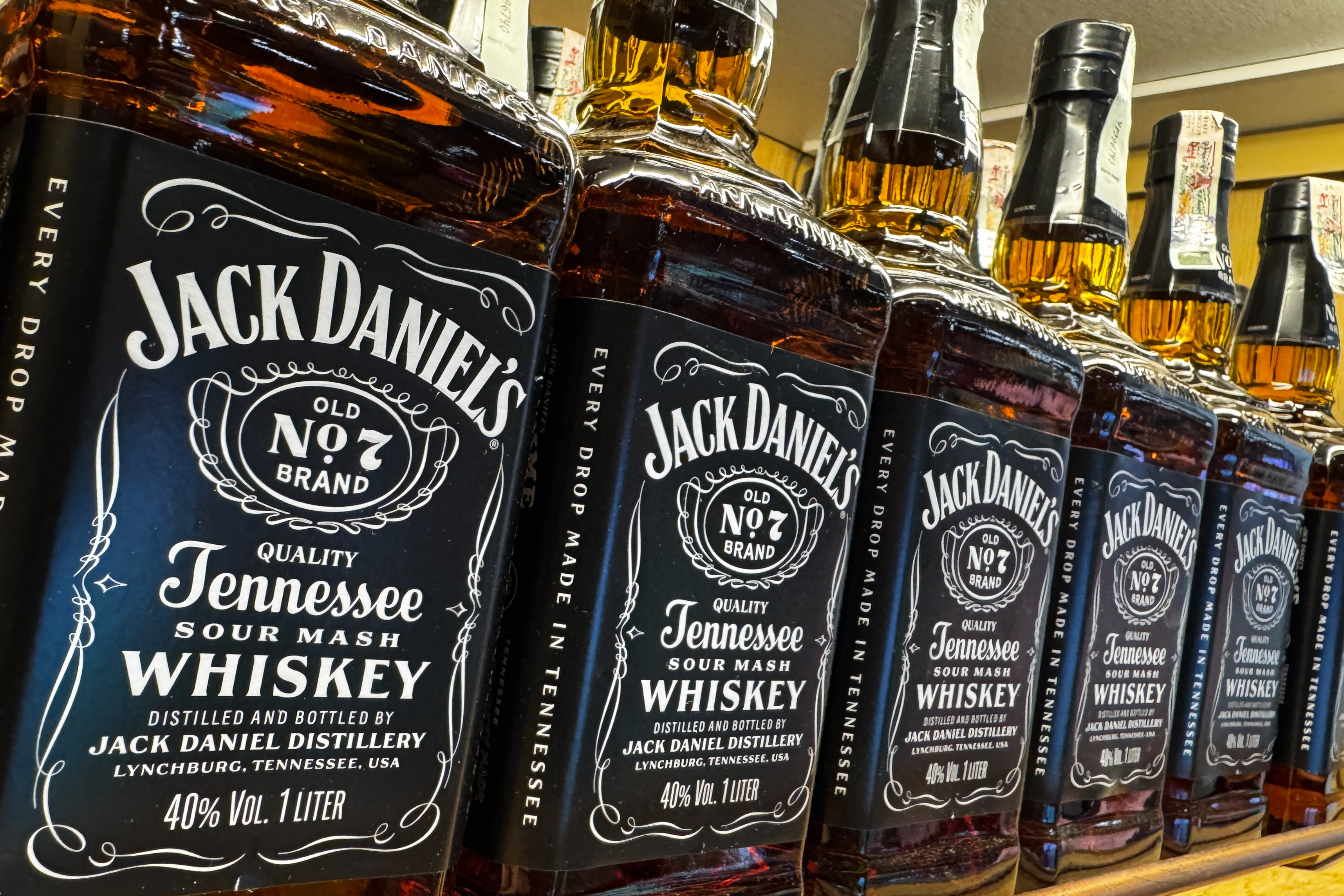 Ťuknou si Jack Daniel’s a Absolut? Obří výrobci lihovin jednají o spojení