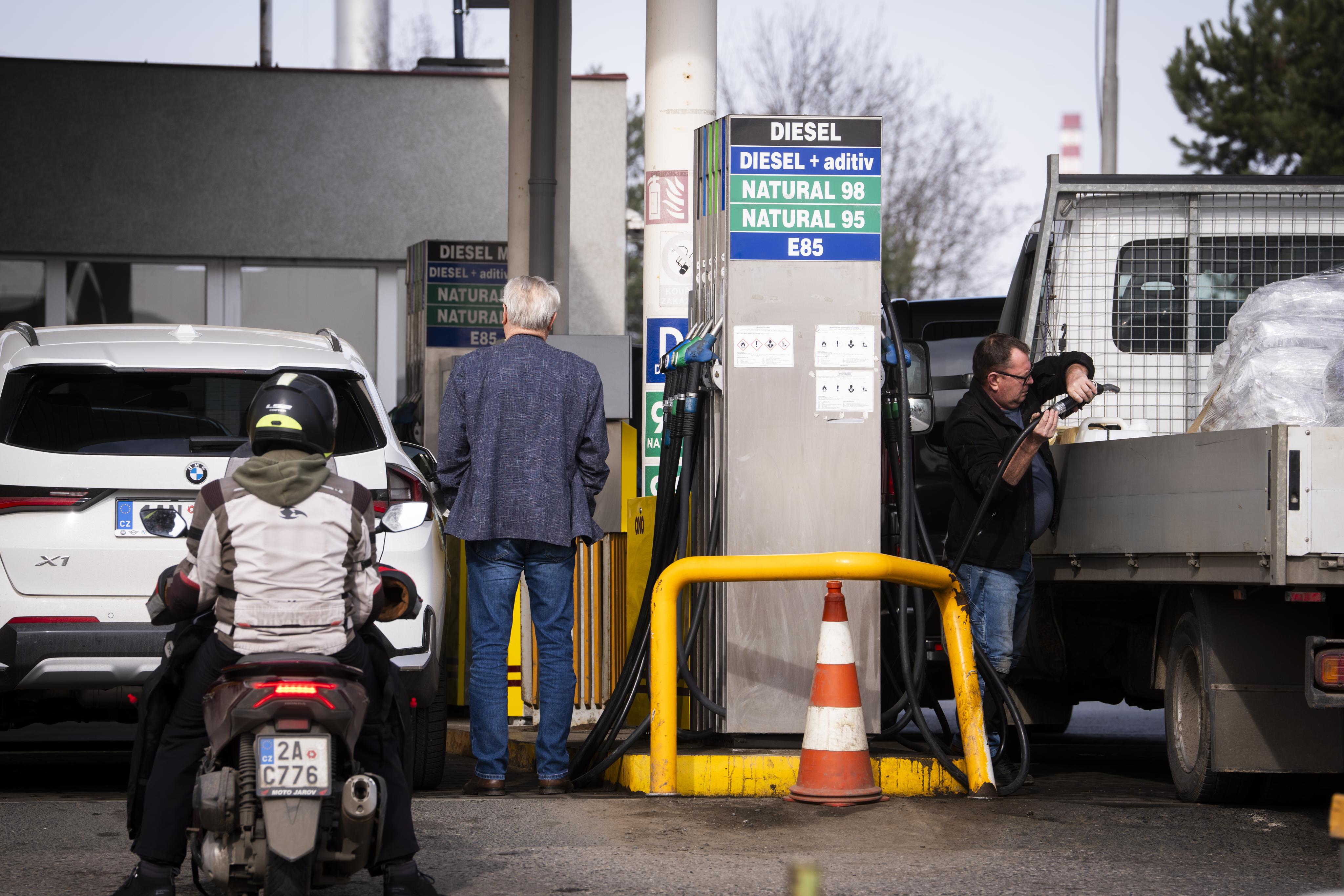 Giá xăng dầu tăng tại Cộng hòa Séc