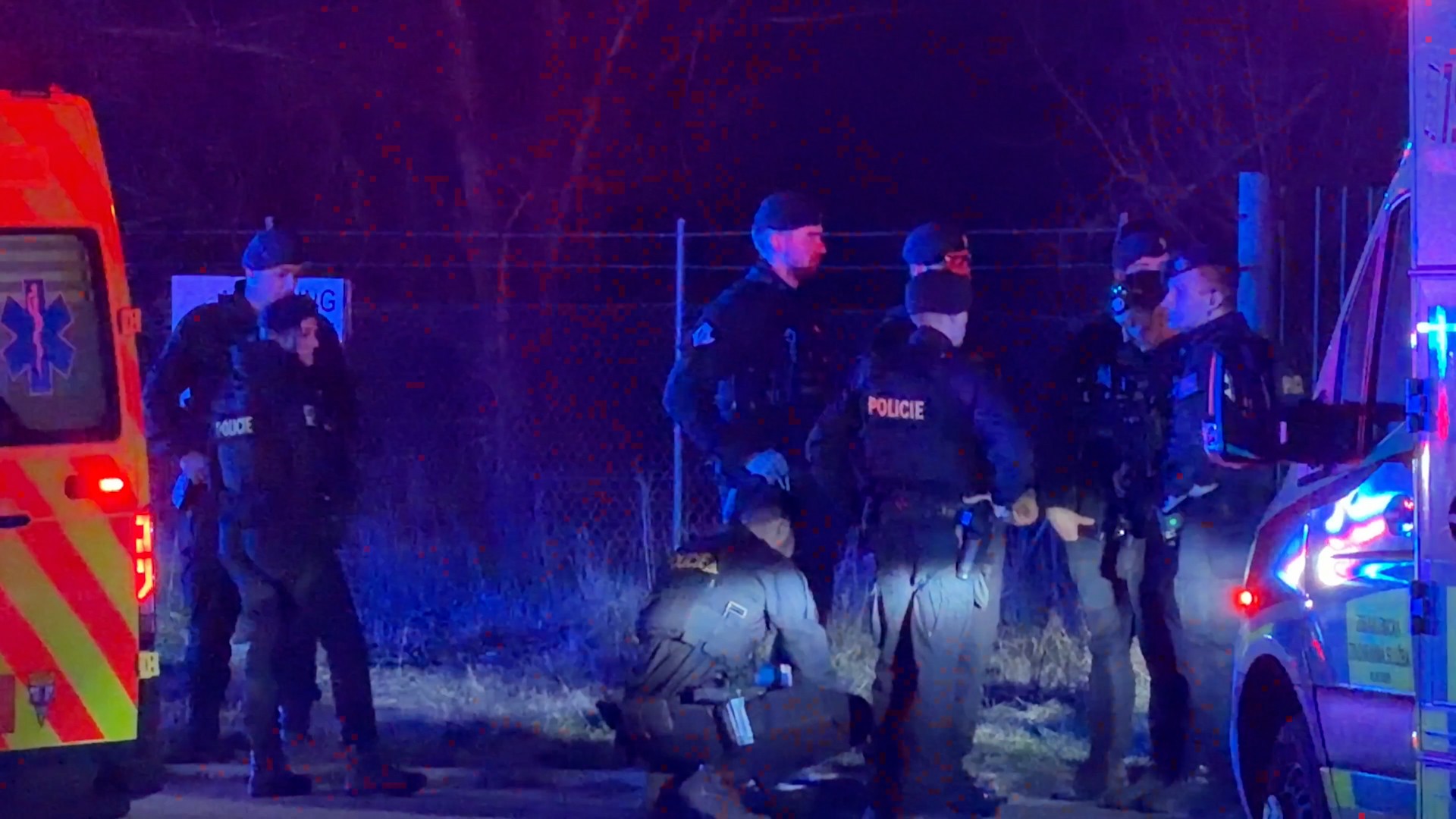 Hỗn Độn Giữa Các Người Vô Gia Cư Ở Praha Kết Thúc Bằng Một Vụ Đâm