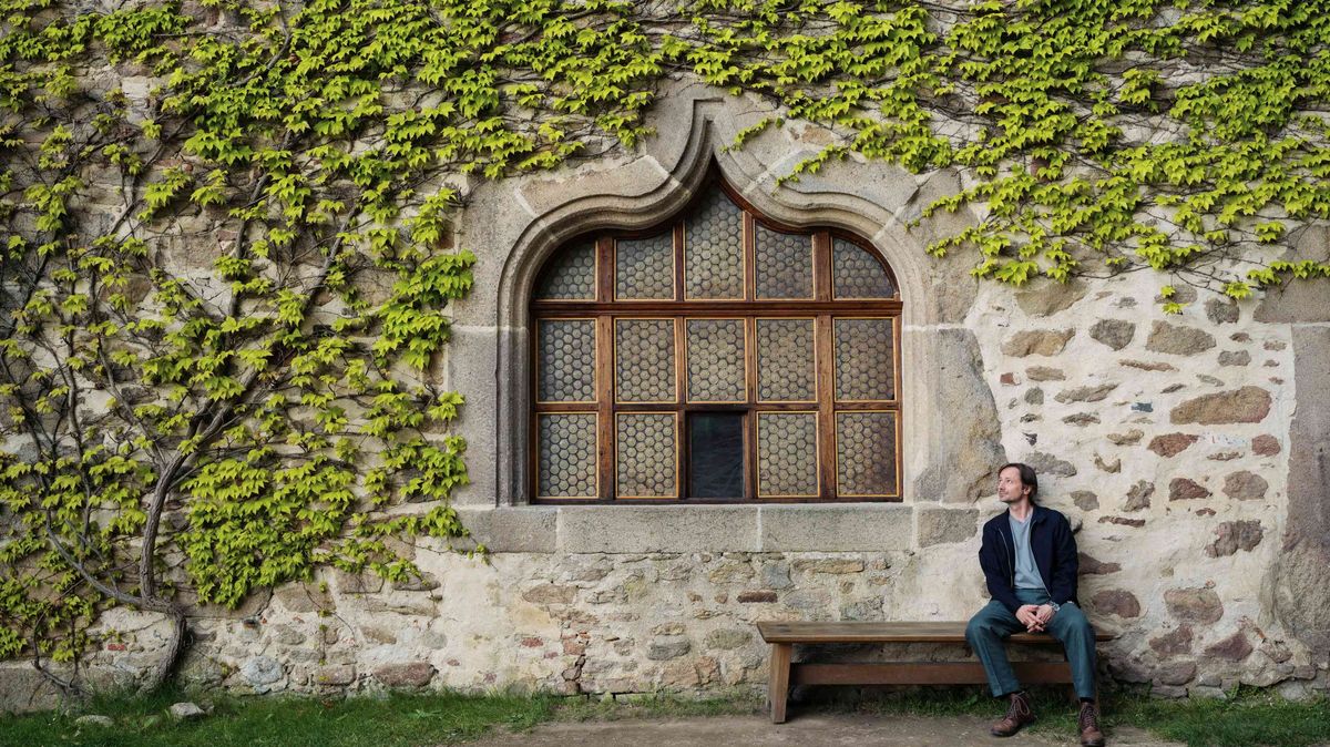 Začíná další série Skrytých skvostů. Jaroslav Plesl potřetí odkrývá hradní a zámecké prostory