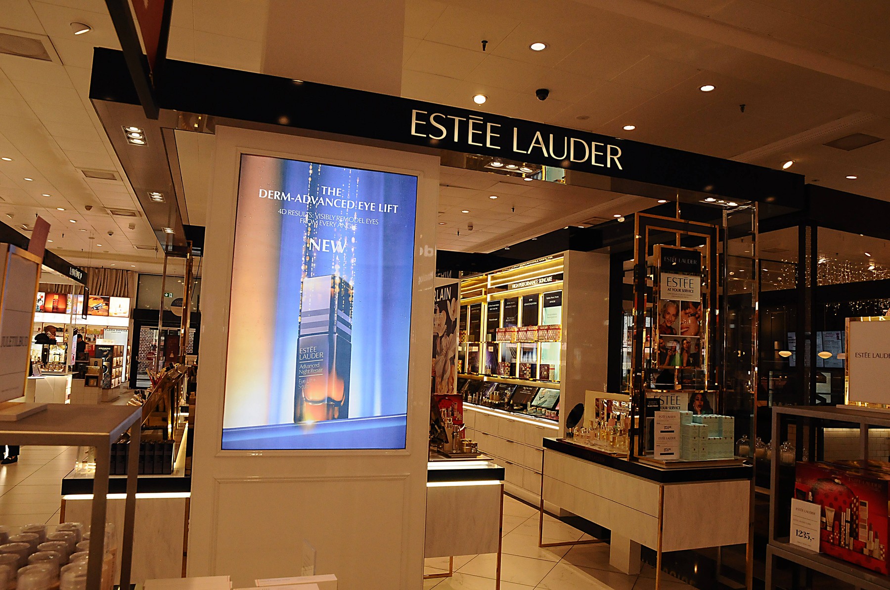 Kosmetický gigant. Estée Lauder plánuje spojení se španělskou Puig