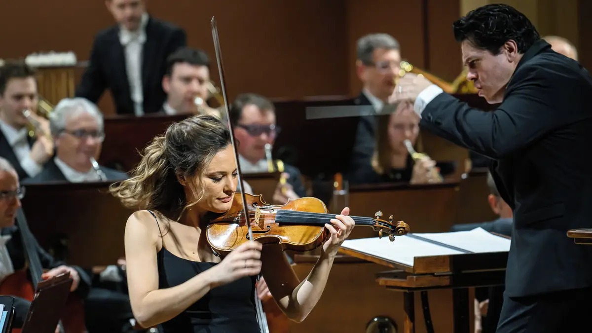 RECENZE: Strhující večer ve znamení Ameriky