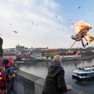 Za jásotu byla Morana zapálena.
