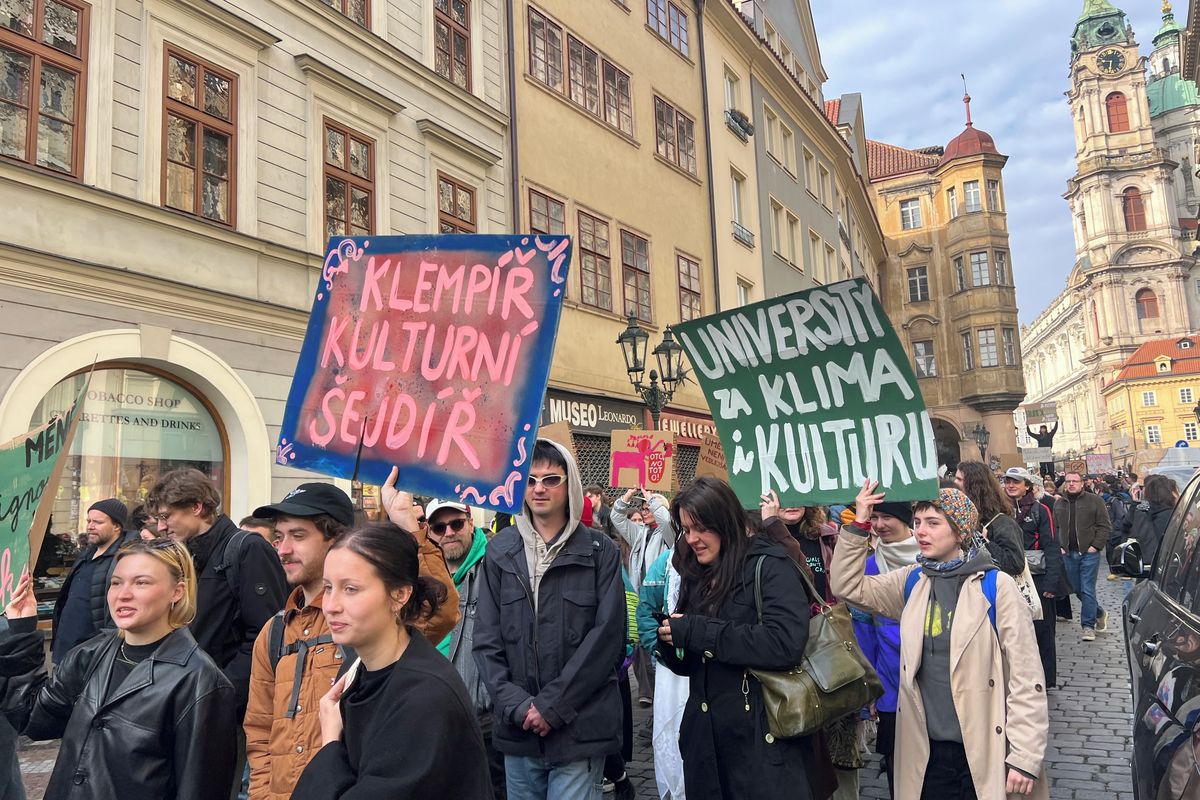 Petici za odvolání ministra Klempíře podepsaly téměř 4000 lidí