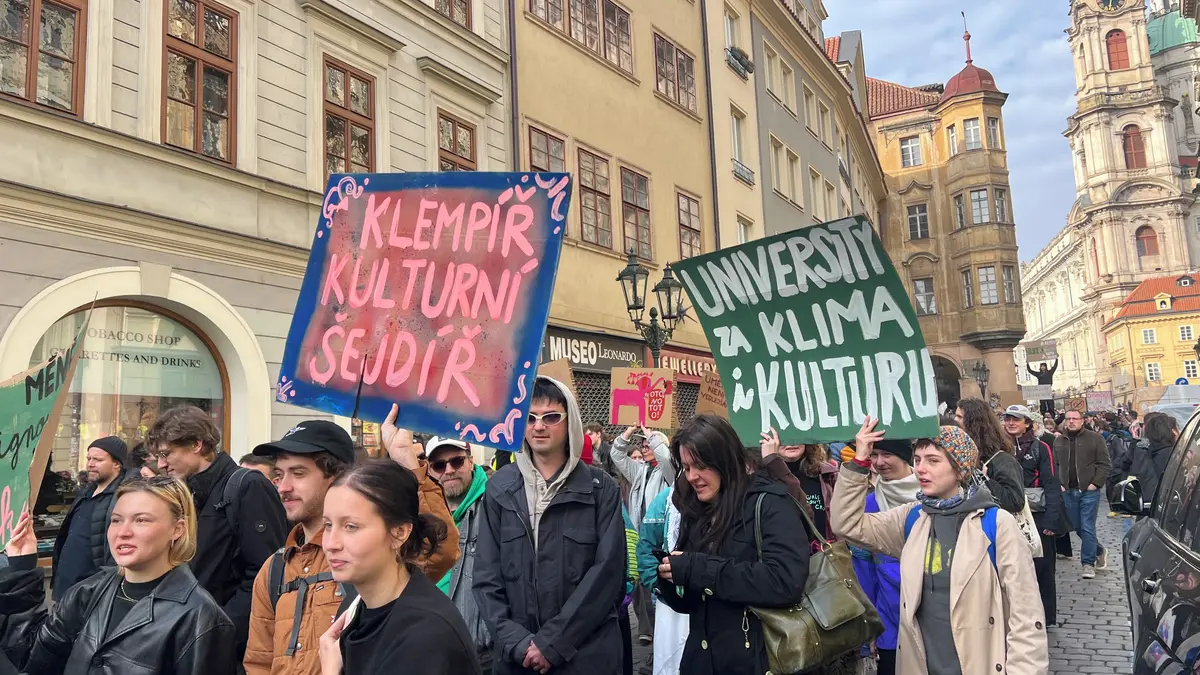 Petici za odvolání ministra Klempíře podepsaly téměř 4000 lidí