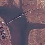 Z čínské strany je most připraven, na druhé straně řeky Yalu nikoli. 