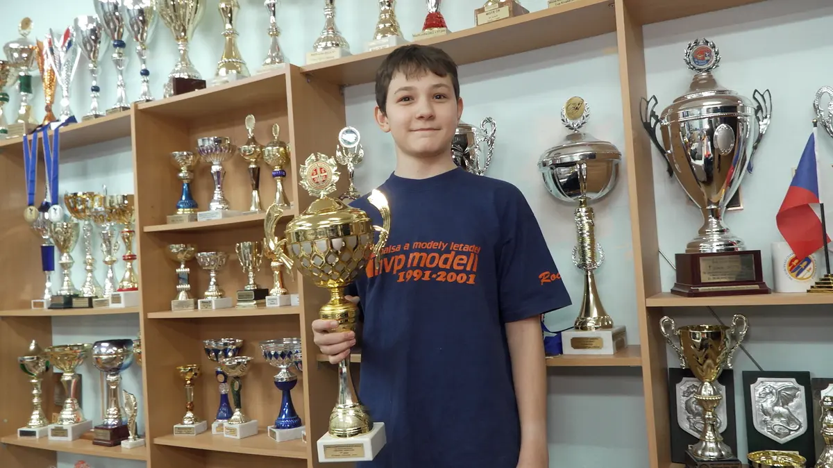 I z Česka se dá dobýt svět. Rodina raketových modelářů to dokazuje už po tři generace