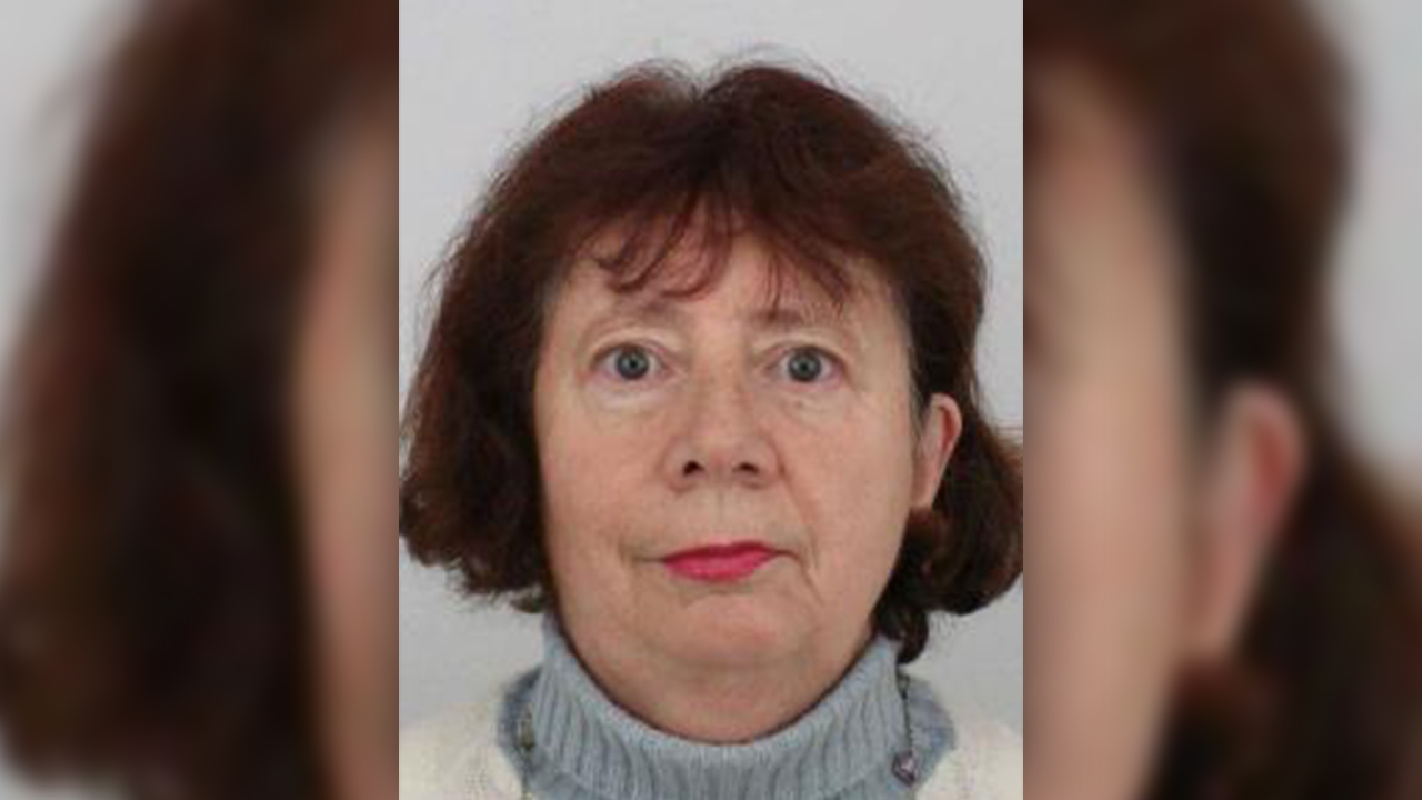 Cụ bà khỏe mạnh để lại điện thoại, giấy tờ và gậy trekking ở nhà. Cảnh sát đang truy tìm bà