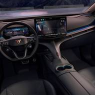 Vedle nové techniky nabízí modernizovaná Cupra Tavascan také vylepšení kabiny.