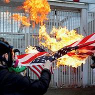 Pálení americké vlajky v Oregonu