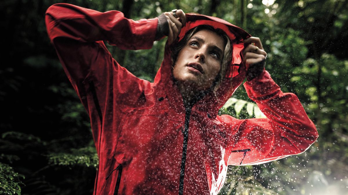 Jaro venku: Přinášíme módní tipy na běh, kolo i procházky přírodou