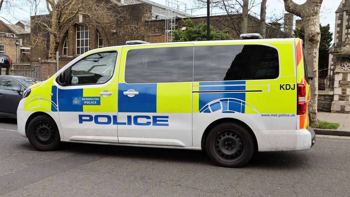 Britové zadrželi čtyři podezřelé ze špionáže pro Írán