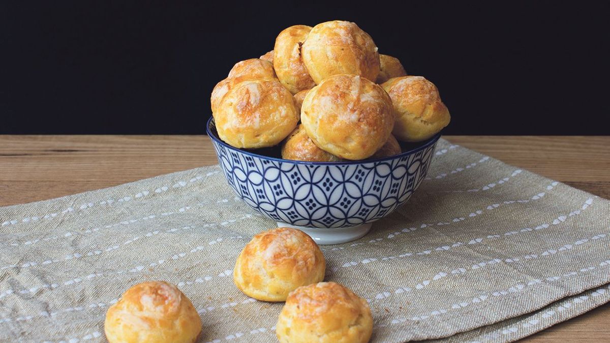 Recept na gougères: sýrovou delikatesu z Burgundska