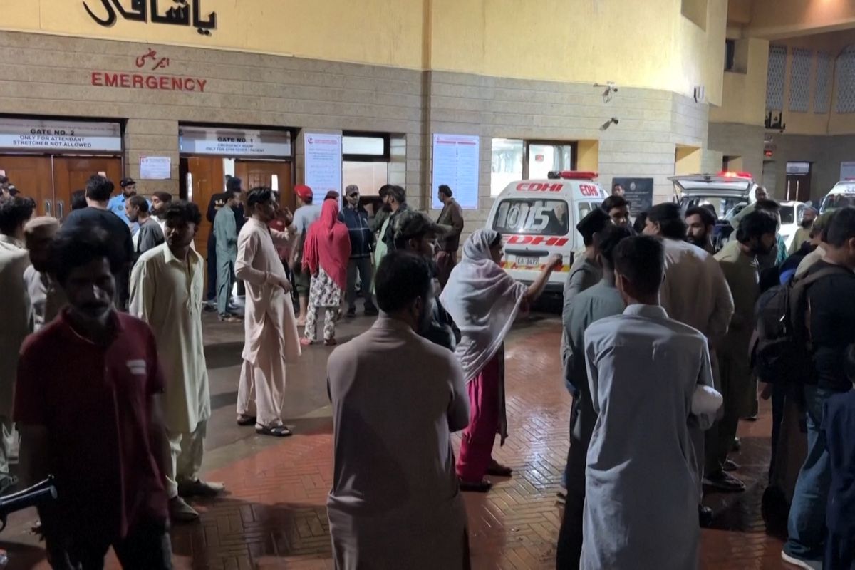 Bouře v Pákistánu si vyžádala nejméně 16 obětí