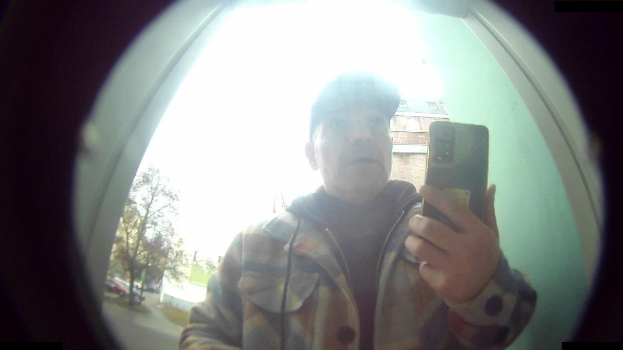 Lừa đảo tài khoản ngân hàng