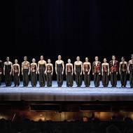 Soubor Baletu Národního divadla po uvedení choreografie Lovebirds, která je součástí komponovaného večera s názvem Avant-Garde