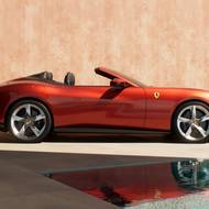 Ferrari Amalfi Spider v barvě červené Tramonto