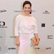 V bílém třpytivém outfitu značky Lazy Eye zářila herečka Kristýna Janáčková. 