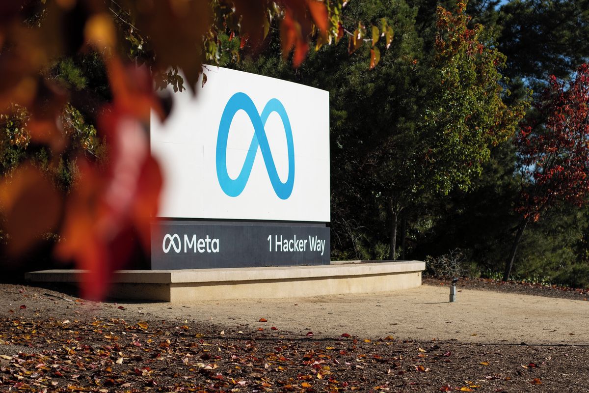 „Věděli, že škodí dětem.“ Soud v USA potrestal Metu miliardovou pokutou