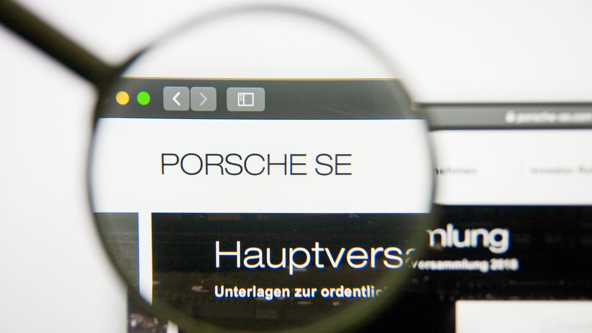 Porsche loni klesl zisk, více se zaměří na investice do výroby zbraní