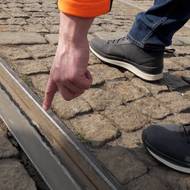 Detail opotřebovaných kolejnic