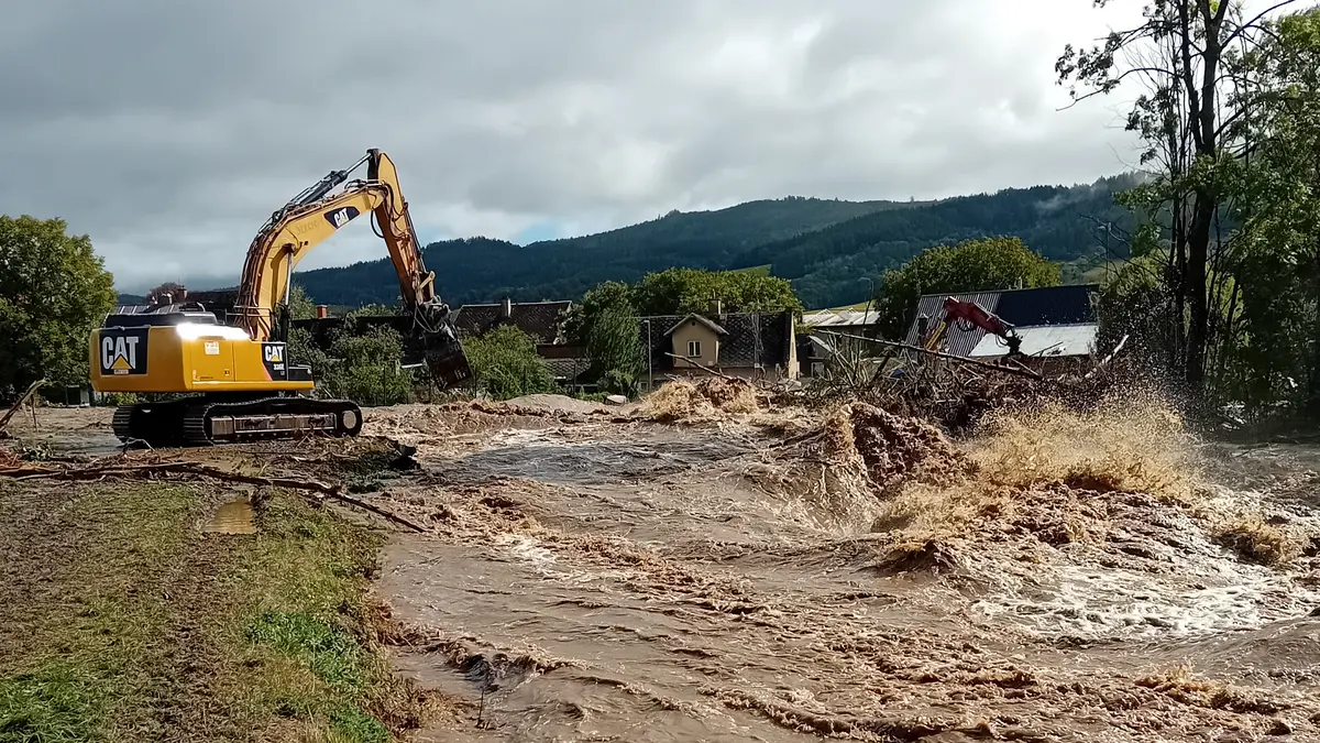 Další protipovodňová opatření v povodí Desné budou připravovat společně