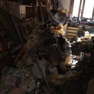 Vybavení je ohořelé.