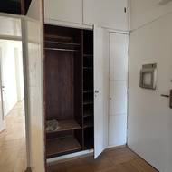 Vestavěná skříň