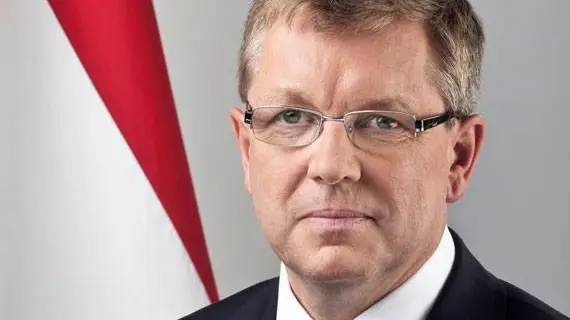 Syn exguvernéra Maďarské národní banky tajně přesouvá svůj majetek do Dubaje