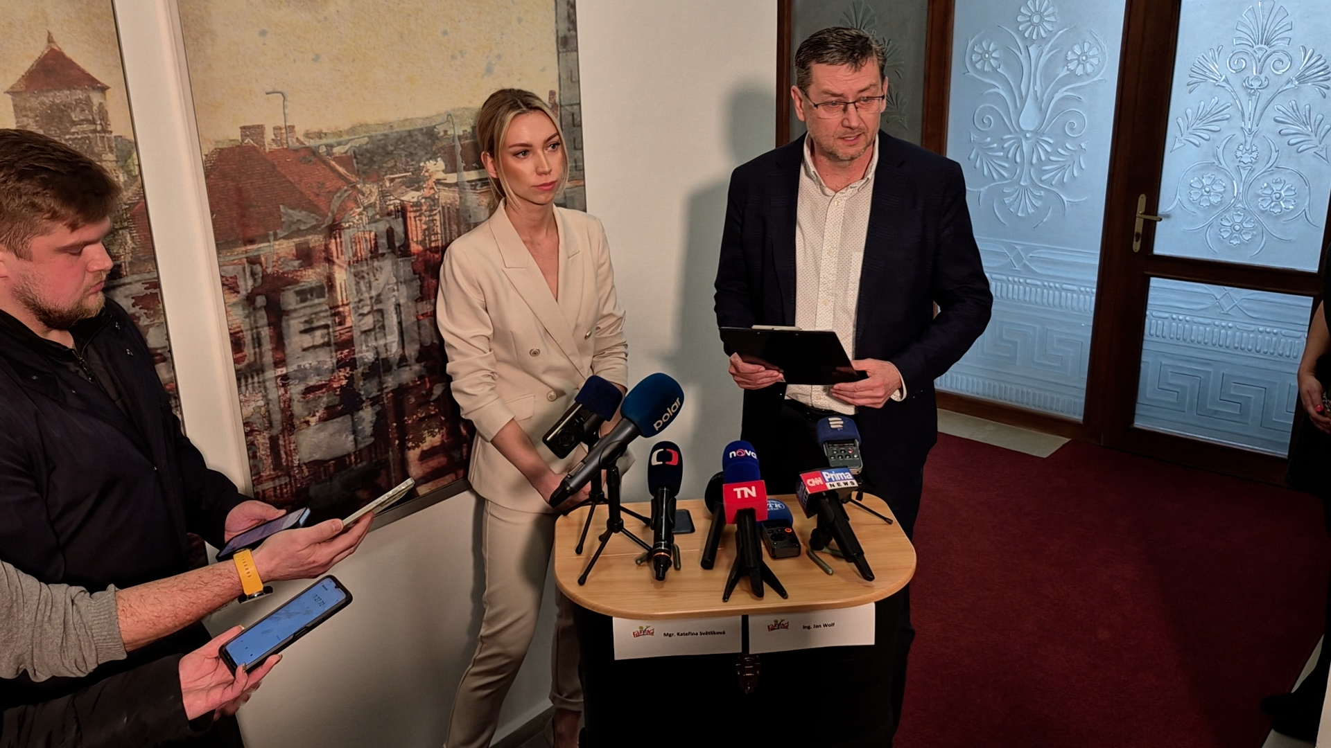 Thị trưởng Karviná Jan Wolf từ chối các cáo buộc trong vụ bóng đá