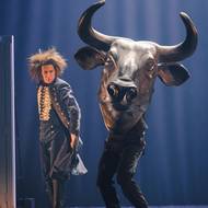 Je lež skutečně lží? A nelže náhodou ten, kdo tvrdí, že hájí pravdu? Radim Vizváry (Baron Prášil) a Katarína Sobinkovičová 